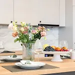 Apartmán Stunning Views 3br Sunny Flat - Amazing Terrace