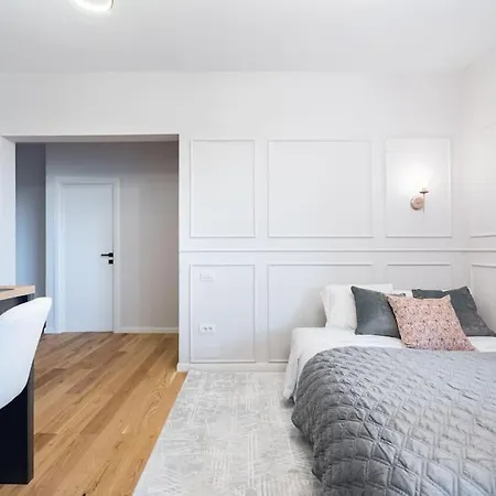 Lejlighed Stunning Views 3br Sunny Flat - Amazing Terrace Bukarest