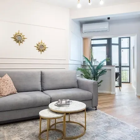 Stunning Views 3br Sunny Flat - Amazing Terrace Lejlighed Bukarest