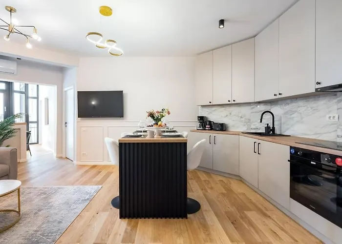 Daire Stunning Views 3br Sunny Flat - Amazing Terrace