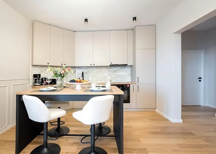 Stunning Views 3br Sunny Flat - Amazing Terrace Daire Bükreş