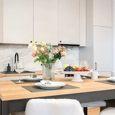 Stunning Views 3br Sunny Flat - Amazing Terrace 아파트 *