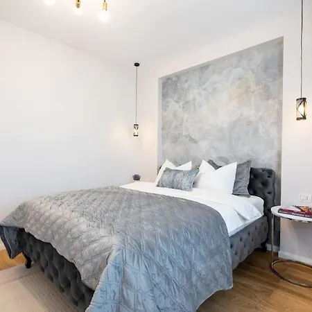 Stunning Views 3br Sunny Flat - Amazing Terrace Apartment Bukarest